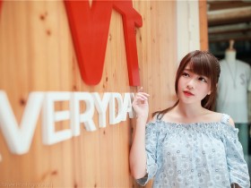 美女XinXin 漫遊東區物品外拍