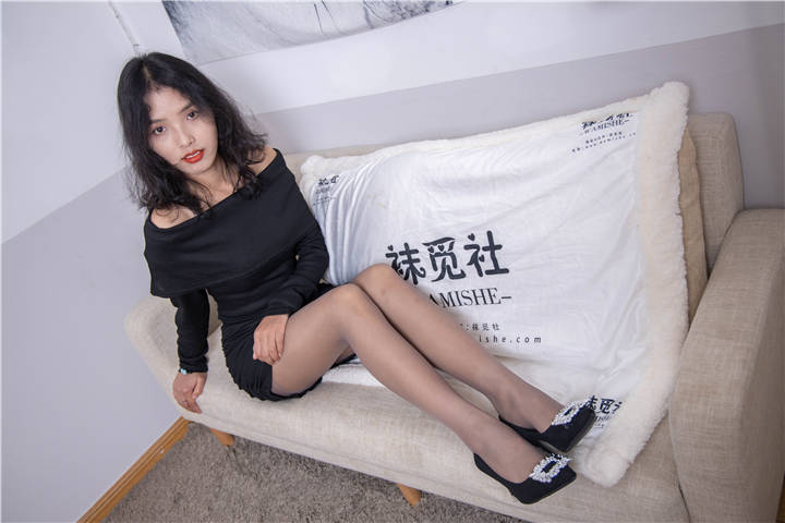 袜觅社 NO.014 小雪[109P+1V／4.17GB]