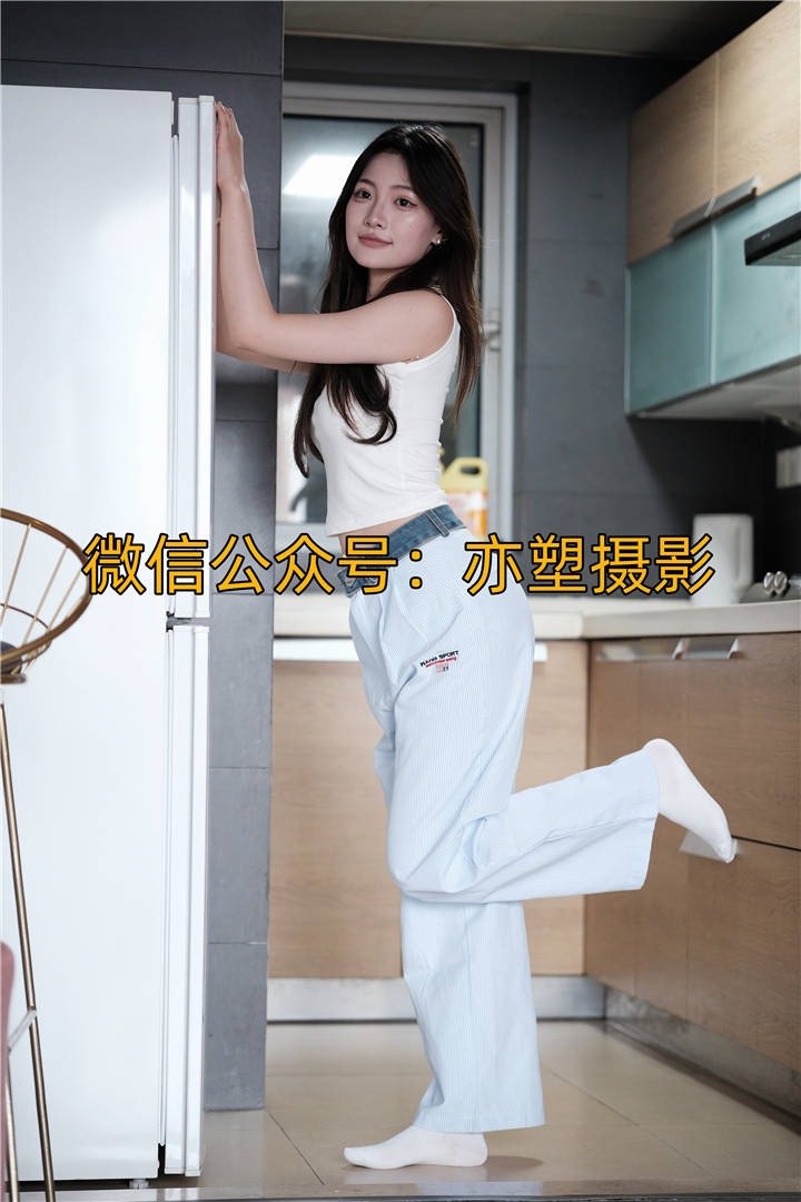 亦塑摄影0005 - 淼淼-甜美居家[176P+1V／1.39GB]